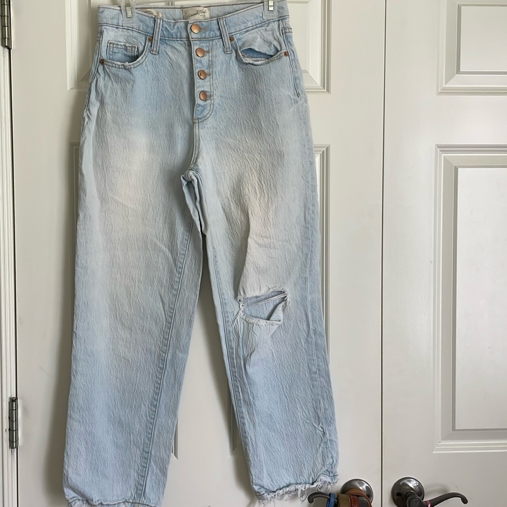 Universal Thread Distressed Mom Jeans